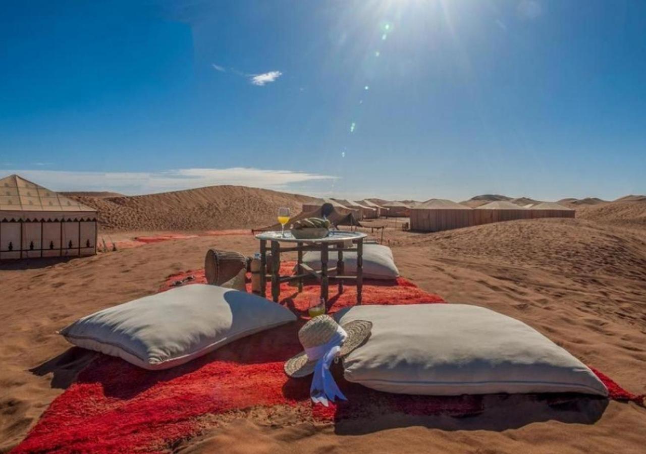 Amazing Luxury Camp Hotel Merzouga Exterior foto