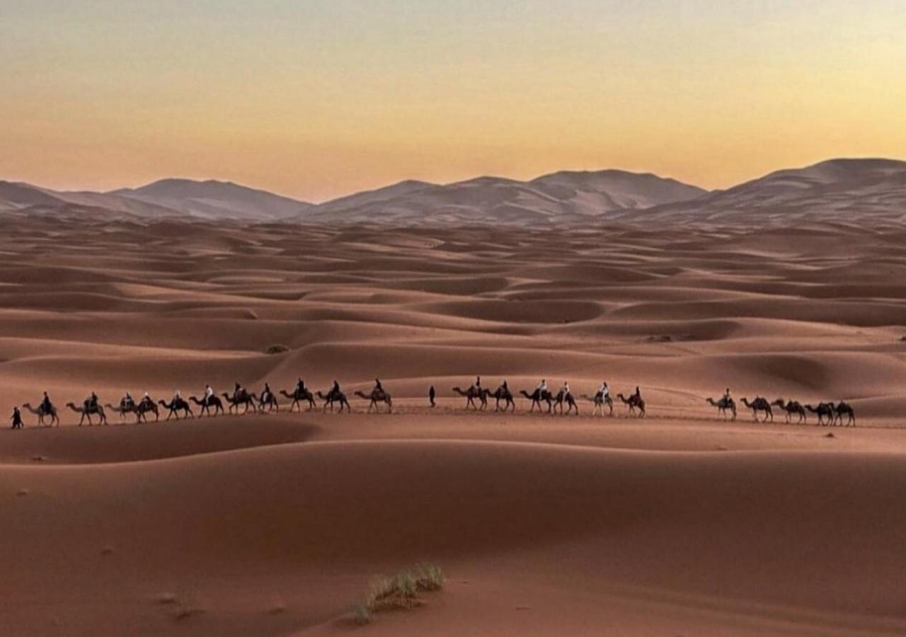Amazing Luxury Camp Hotel Merzouga Exterior foto